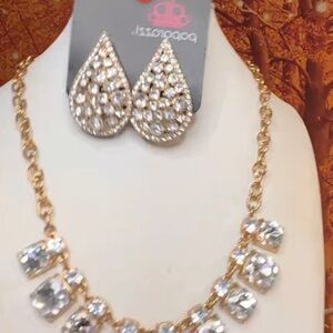 Elegant Fantasy Gold and Silver Jewelry Set